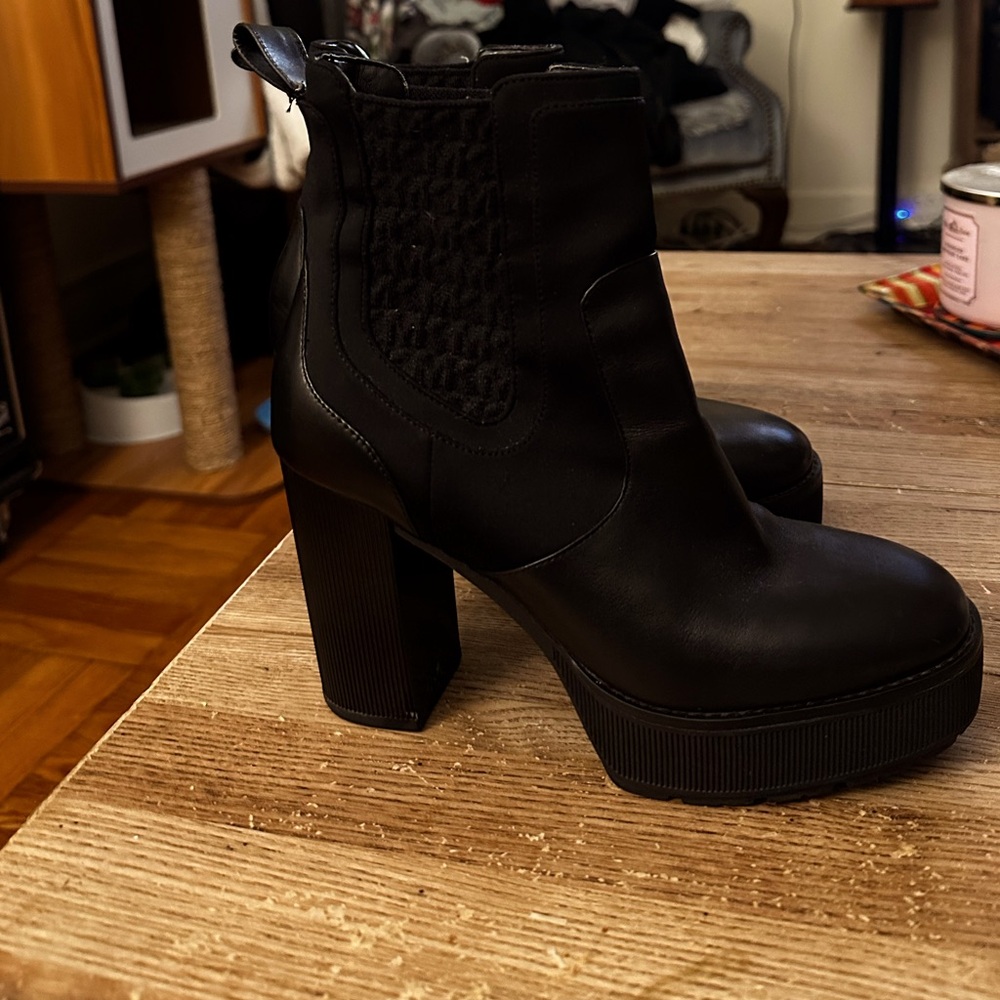 Michael Kors Leather Cramer Boots